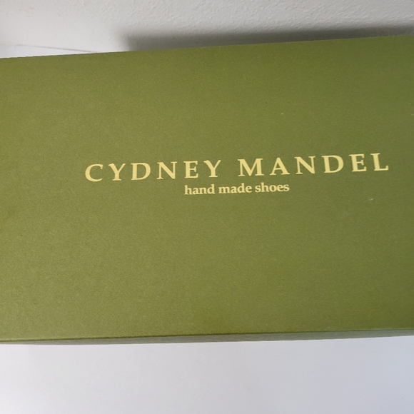 Womans Cydney Mandel Leather Heels Multi-colored woven Straps USA Made Size 6 - Picture 11 of 11